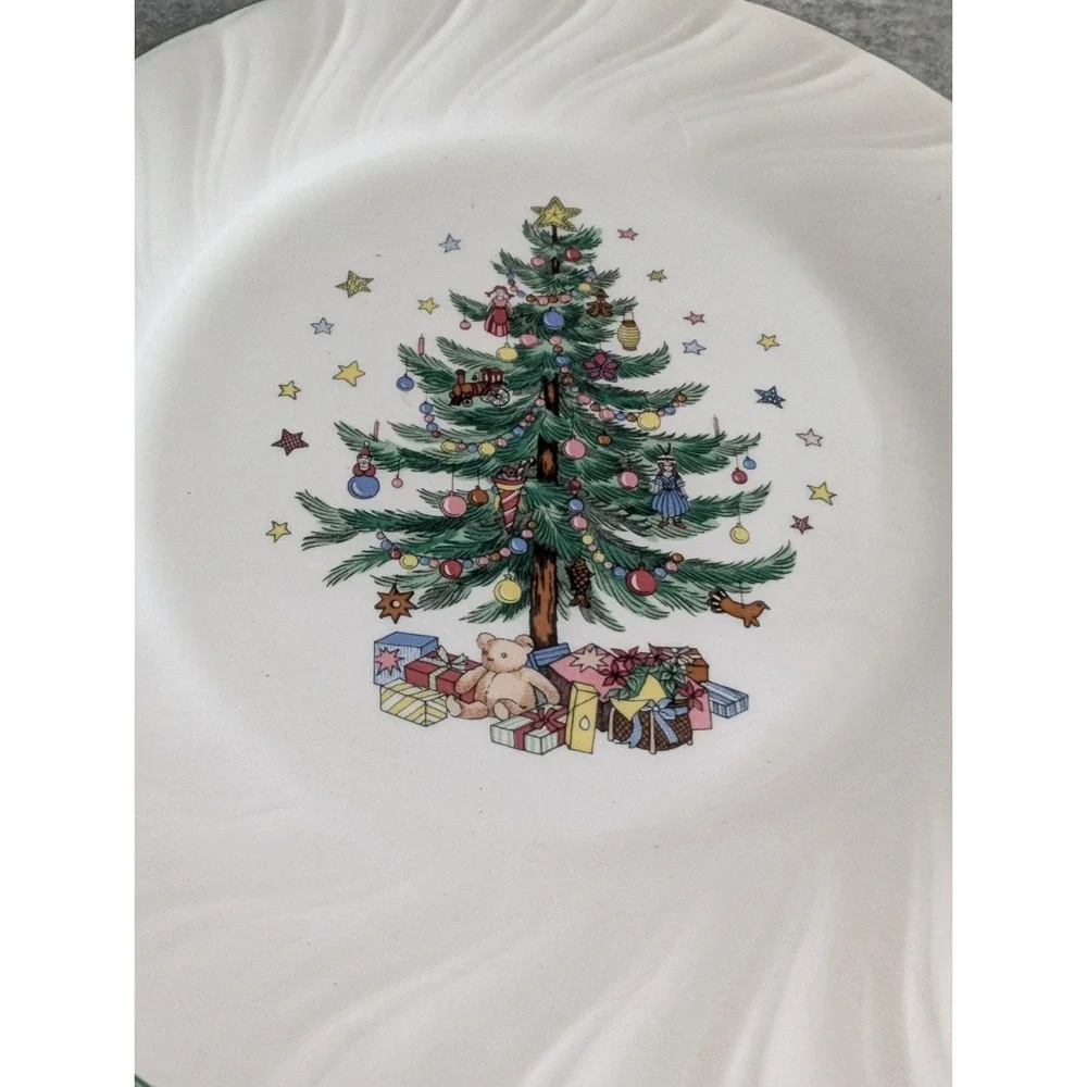 Vintage Nikko Christmas‎ Dinner Set: 4Plates, 4Teacups & Saucers, In Orig Box